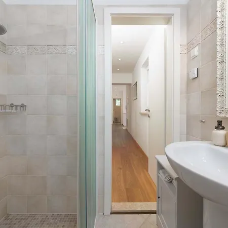 Luxury Villa In Tar With Heated Pool 别墅 Tar-Vabriga