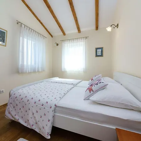 Luxury Villa In Tar With Heated Pool * Tar-Vabriga
