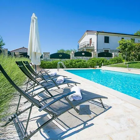 Luxury Villa In Tar With Heated Pool